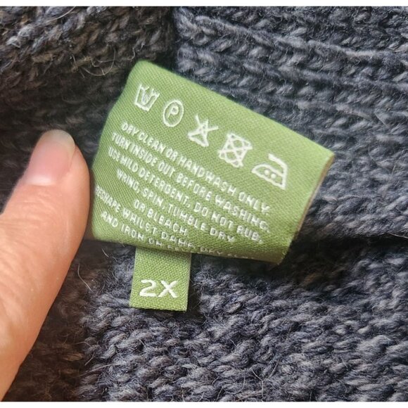 Shannon Woolen Mills Women's Sz. 2X Grey Cableknit Wool Cardigan Sweater - Picture 3 of 7